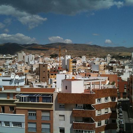 Calle Juan Lirola Almeria Exterior photo